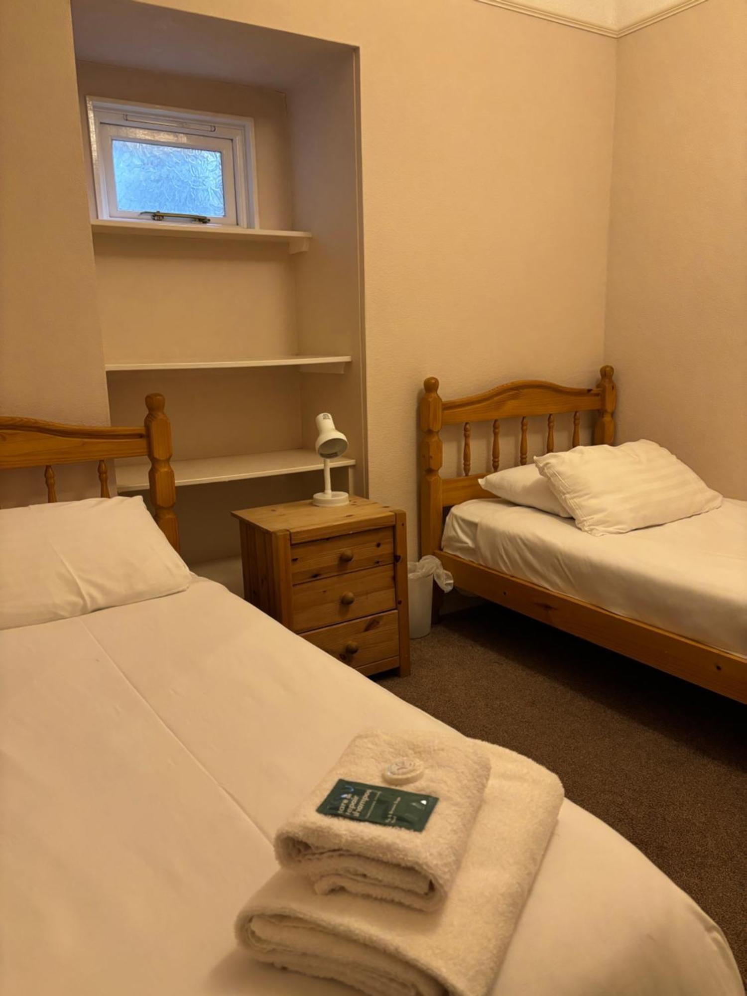 Carnock Apartment Tenby