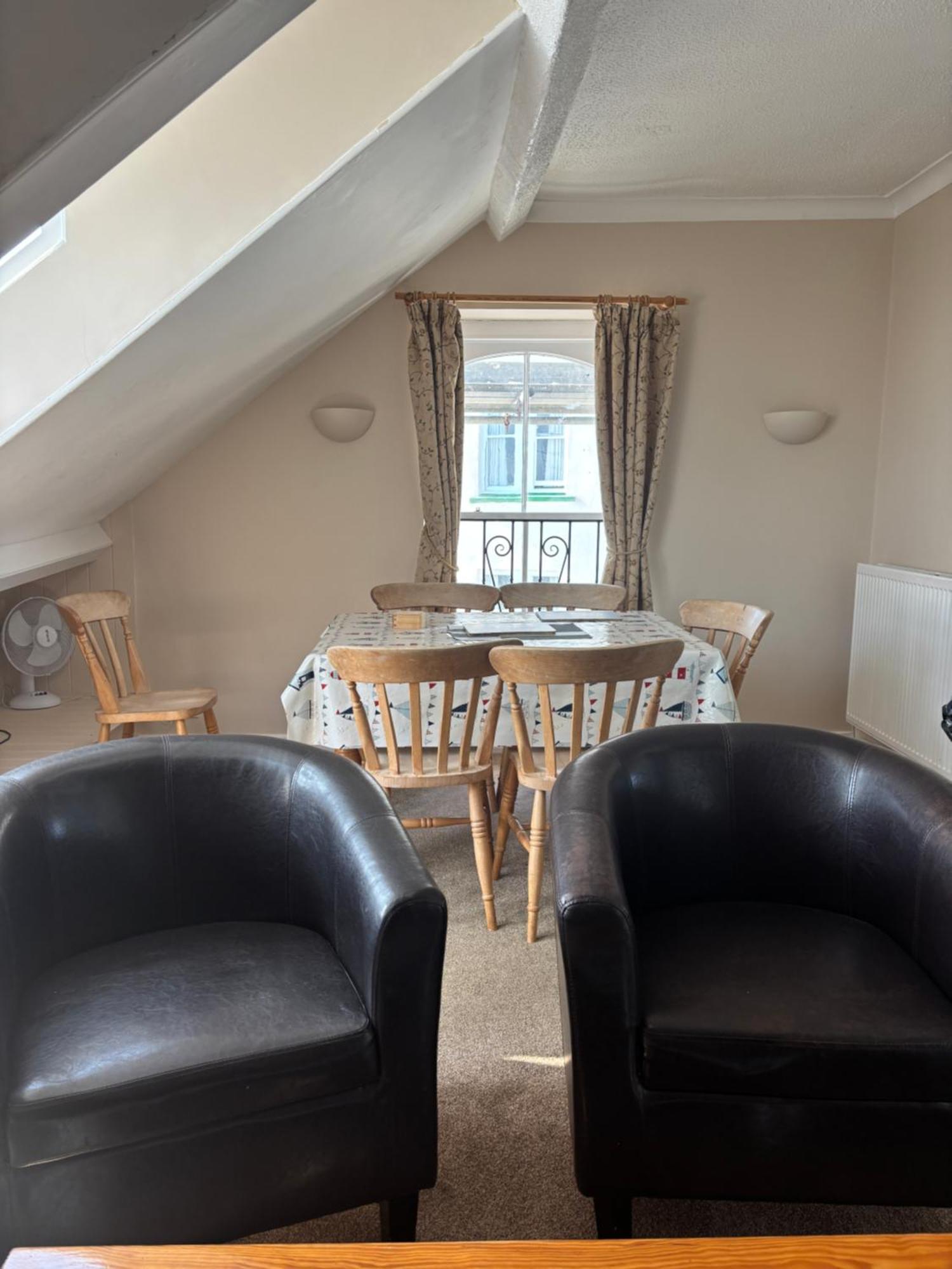Carnock Apartment
