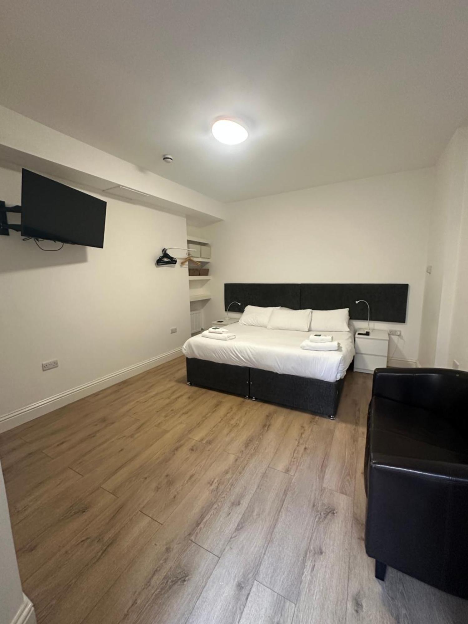 Carnock Apartment Tenby